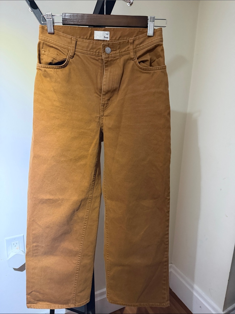 Wilfred Women’s Wide-Leg Jeans in Caramel Brown